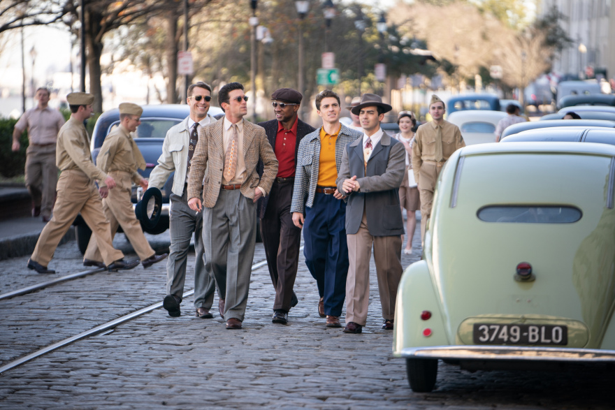 Απογειωθείτε με τους καλύτερους πιλότους στην επική πολεμική ταινία δράσης «Devotion: Οι Ήρωες των Αιθέρων»