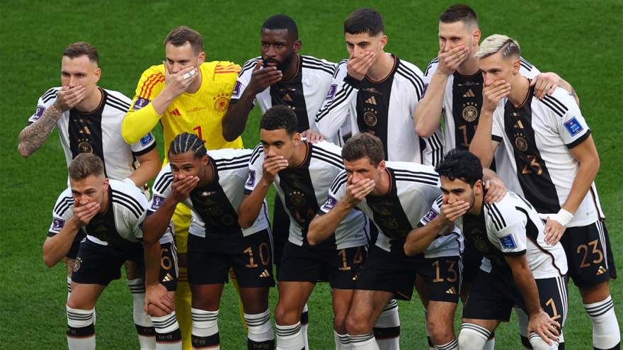 Μουντιάλ 2022: Ο αρχηγός της Αγγλίας απάντησε με ρολόι €624.000 στην απαγόρευση για το περιβραχιόνιο στήριξης στους ΛΟΑΤΚΙ