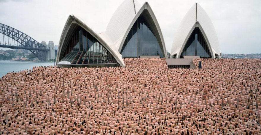 Αυστραλία: Περίπου 2.500 άνθρωποι πόζαραν γυμνοί για τον καρκίνο του δέρματος