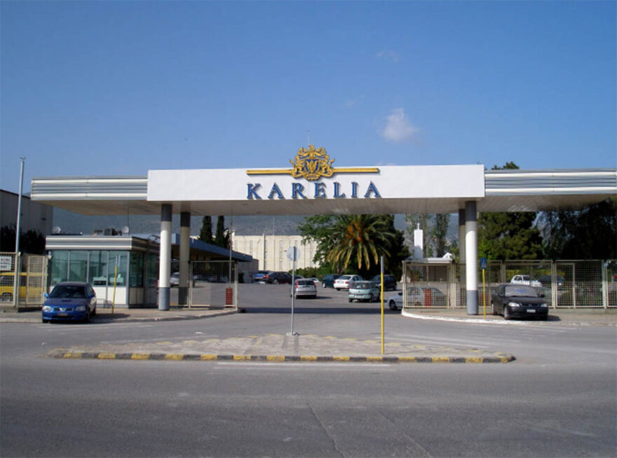 Ασημίνα Καρέλια: Η ιστορία της ζωής της, η δωρεά στην «Κιβωτό», ο ενδοοικογενειακός πόλεμος 