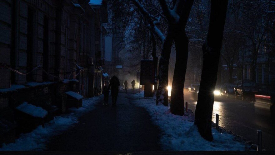 Πόλεμος στην Ουκρανία: Σταδιακή αποκατάσταση της ηλεκτροδότησης στο Κίεβο - Σε κατάσταση έκτακτης ανάγκης η πόλη