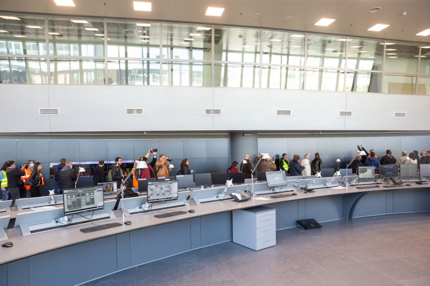 Μετρό Θεσσαλονίκης: Ενθουσιασμός και μεγάλες ουρές - Φωτογραφίες 