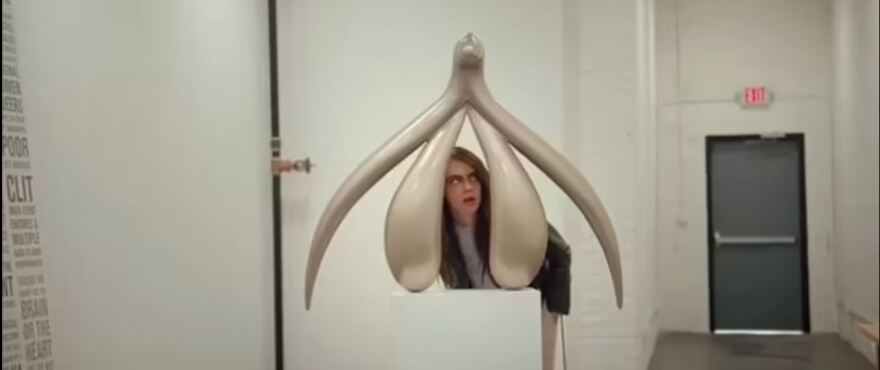 Κάρα Ντελεβίν: «Δωρίζει» τον οργασμό της στην επιστήμη και λέει πως τα... καταφέρνει καλύτερα