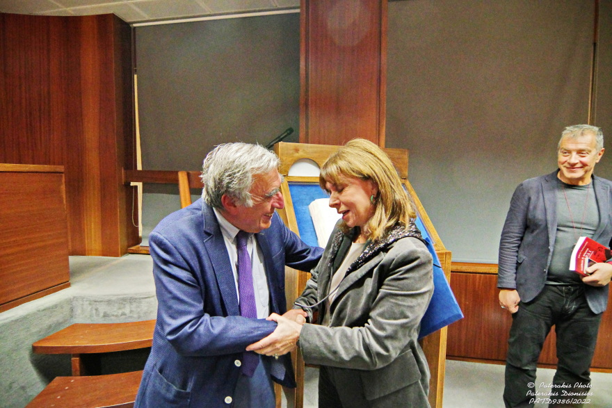 Κυκλοφόρησε το νέο βιβλίο του Νίκου Γερακάρη για το 1821 και την δολοφονία του Καποδίστρια