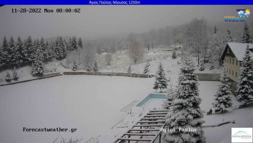 Καιρός: Ντύνονται στα λευκά τα ορεινά της χώρας - Βροχές και χαλαζοπτώσεις αναμένονται σήμερα