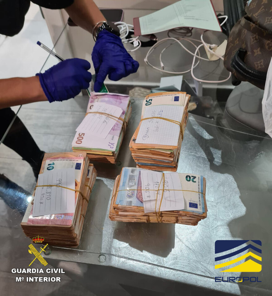 Ντουμπάι: Η Europol εξάρθρωσε «σούπερ καρτέλ» - Χειροπέδες σε έξι «βαρώνους», κατασχέθηκαν 30 τόνοι κοκαΐνης