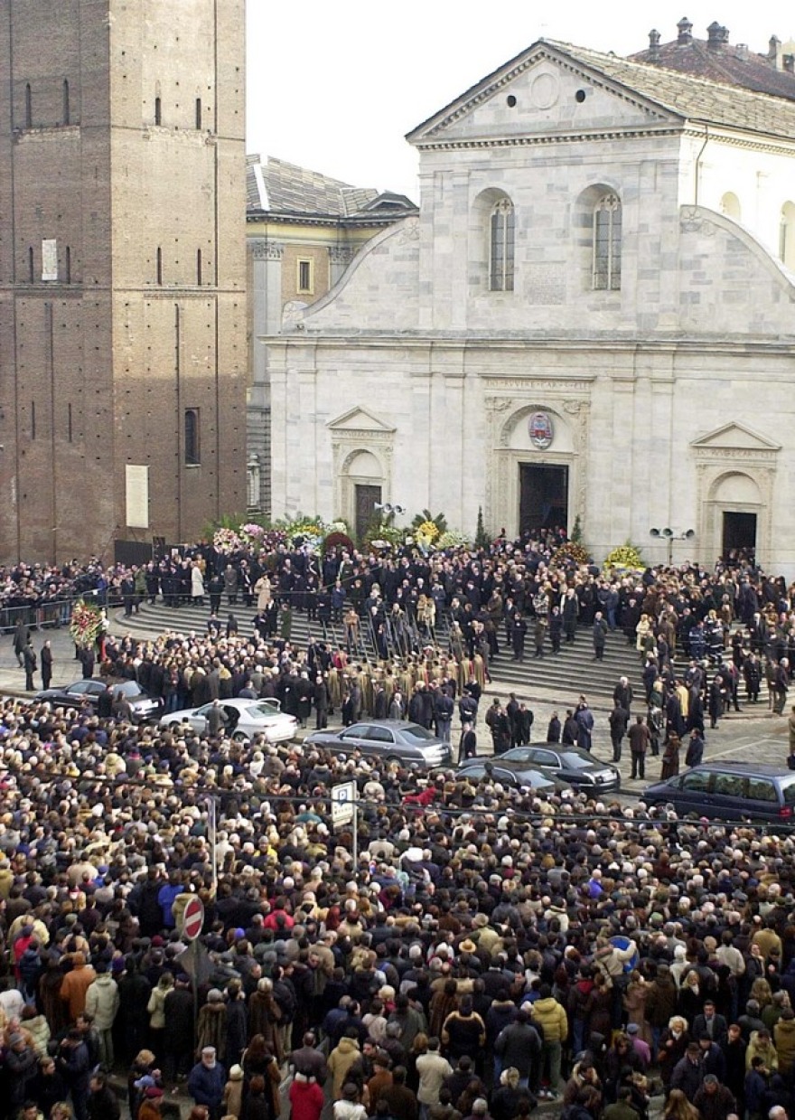 Γιουβέντους: Η ιστορία των πανίσχυρων Ανιέλι - Ο Μουσολίνι, τα σκάνδαλα και η αποχώρηση