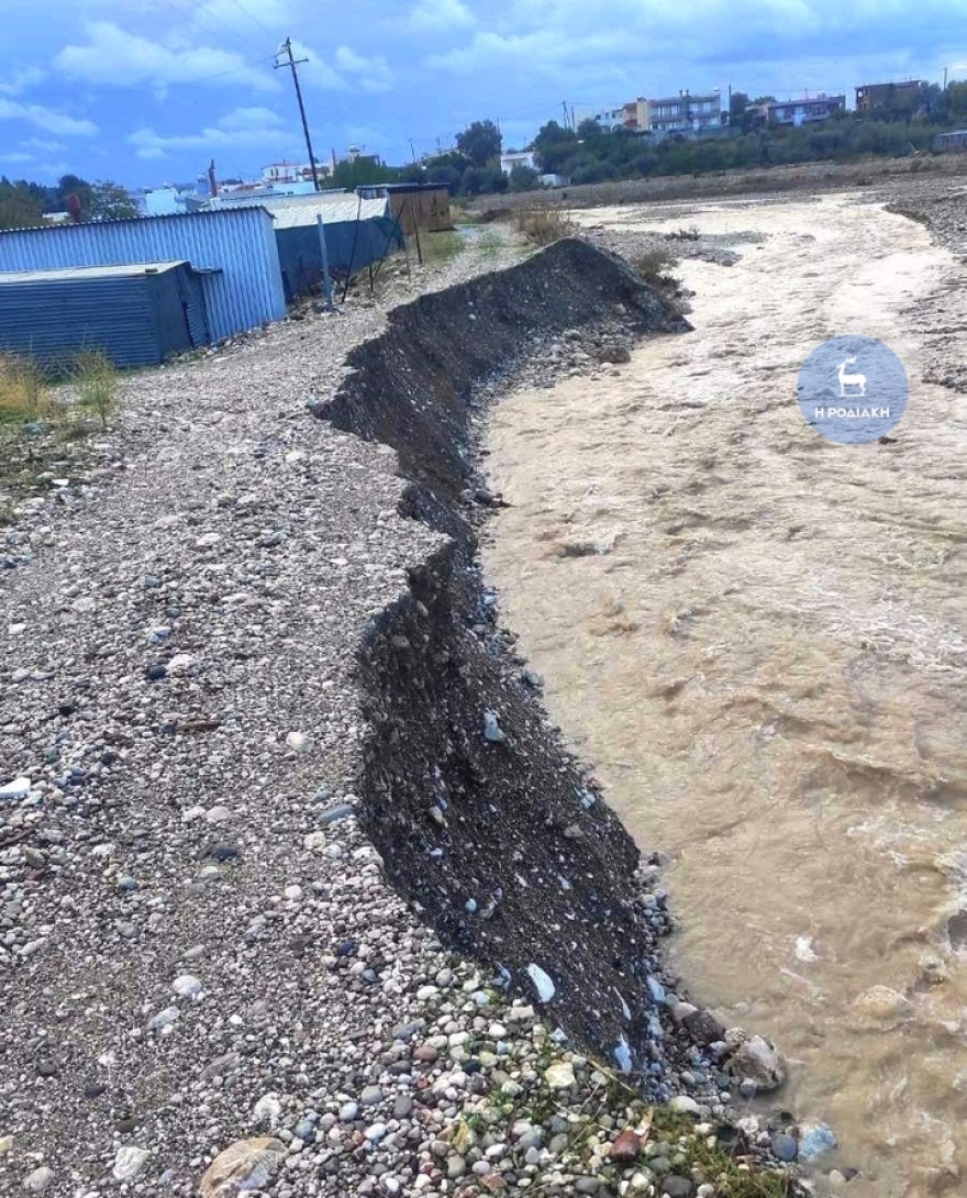 Ρόδος: Ζημιές σε χωριά και αγροτικούς δρόμους, από την ισχυρή βροχόπτωση που έπληξε το νησί