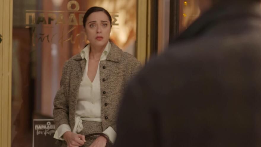 Παράδεισος των κυριών: Η Αμαλία είναι πληγωμένη από τη στάση του Ντίνου 