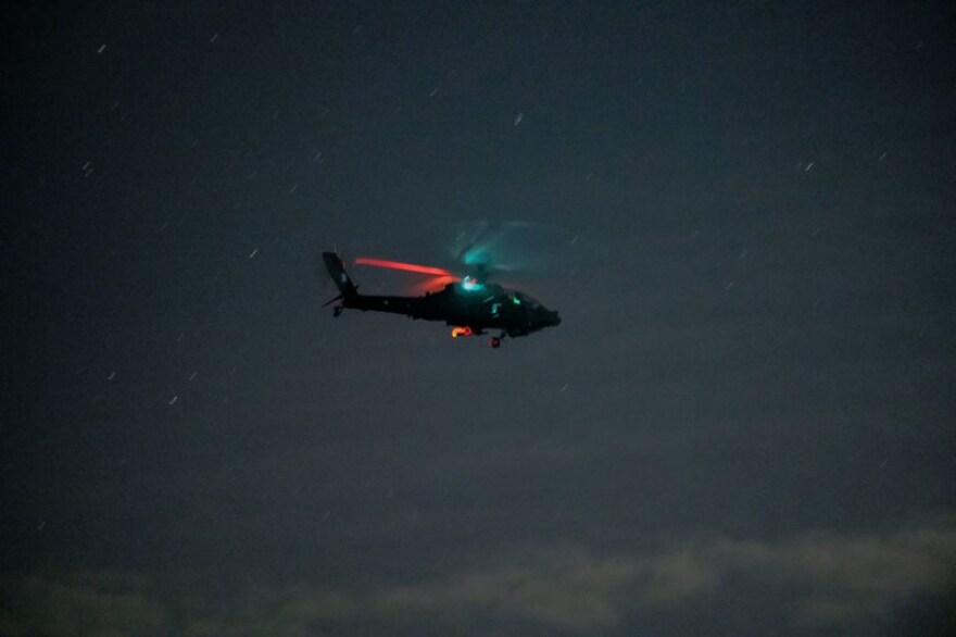 «Νυχτερινή Αστραπή»: Εντυπωσιακή άσκηση της Αεροπορίας Στρατού  - Δείτε βίντεο