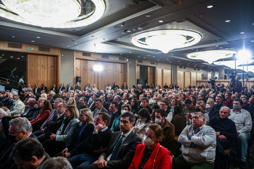 Ανδρουλάκης: Για εμάς δεν υπάρχει δίλημμα αν θα κυβερνήσει Μητσοτάκης ή Τσίπρας, κατέστρεψαν τη χώρα