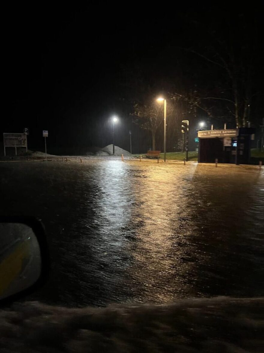 Κακοκαιρία Άριελ: Διακοπές κυκλοφορίας και προβλήματα σε Πιερία και Χαλκιδική - Χωρίς ρεύμα περιοχές της Θέρμης