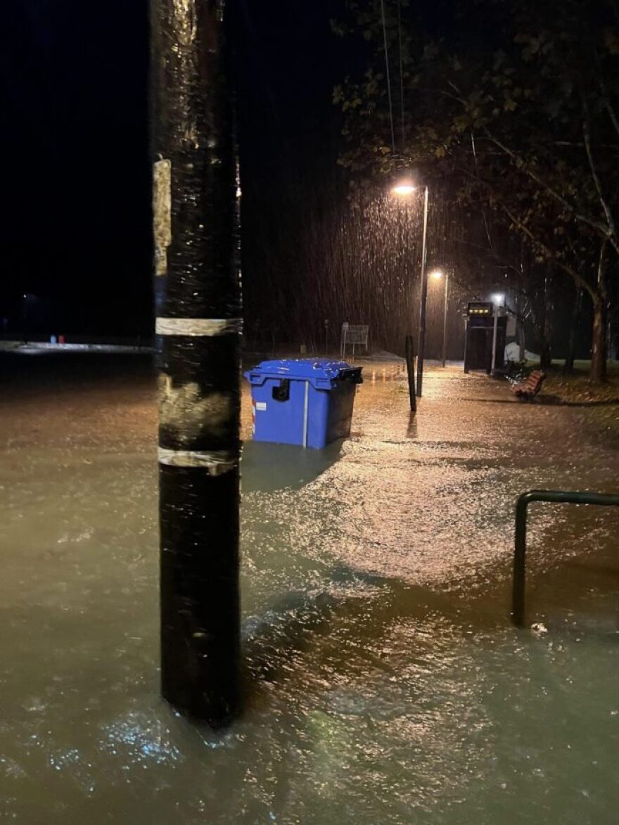 Κακοκαιρία Άριελ: Διακοπές κυκλοφορίας και προβλήματα σε Πιερία και Χαλκιδική - Χωρίς ρεύμα περιοχές της Θέρμης