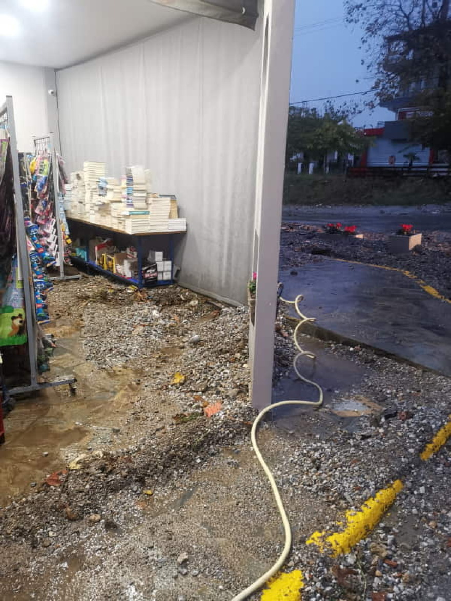 Καιρός: Πέρασε η «Άριελ» και έκλεισε τους δρόμους - Βελτιωμένος ο καιρός σήμερα