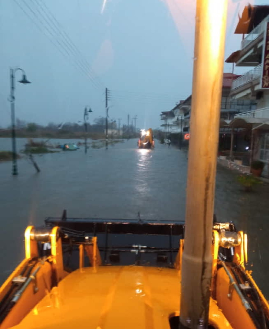 Καιρός: Πέρασε η «Άριελ» και έκλεισε τους δρόμους - Βελτιωμένος ο καιρός σήμερα