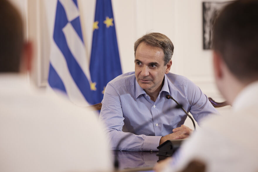 Μητσοτάκης: Συναντήθηκε με την Εθνική Ομάδα Μαθητικής Ρομποτικής - «Εντυπωσιακό το προϊόν που έχετε φτιάξει»