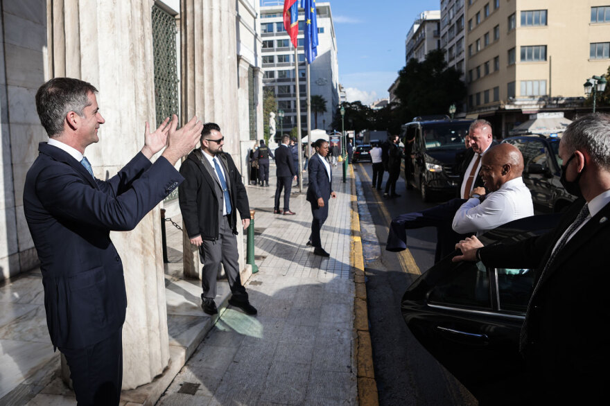 Στην Αθήνα ο δήμαρχος της Νέας Υόρκης: Υπογραφή συμφώνου αδελφοποίησης μεταξύ των δύο πόλεων