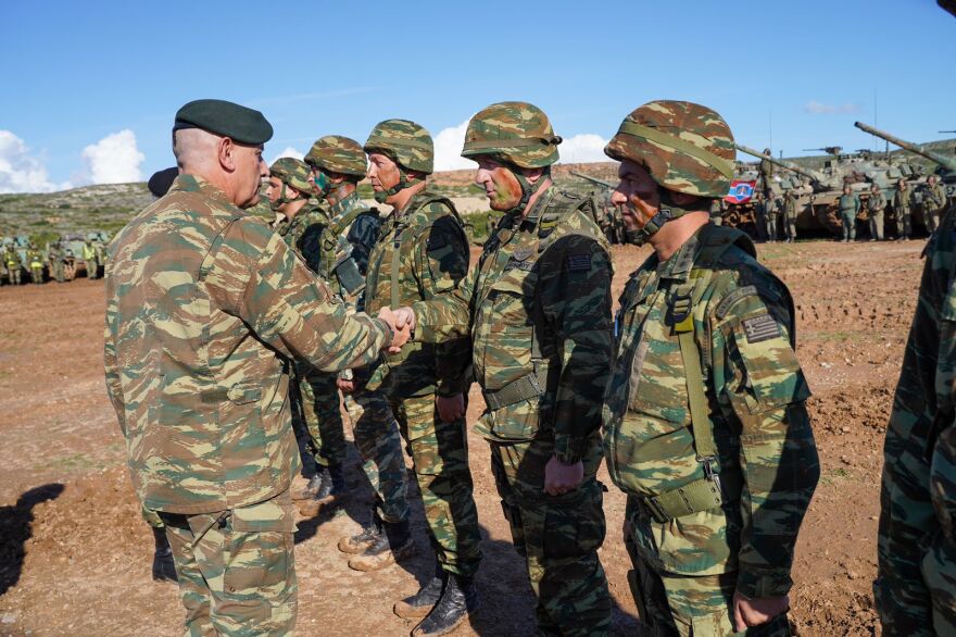 Άσκηση «Κολοσσός-22»: Παρουσία αρχηγού ΓΕΕΘΑ η τελική φάση της - Δείτε φωτογραφίες και βίντεο