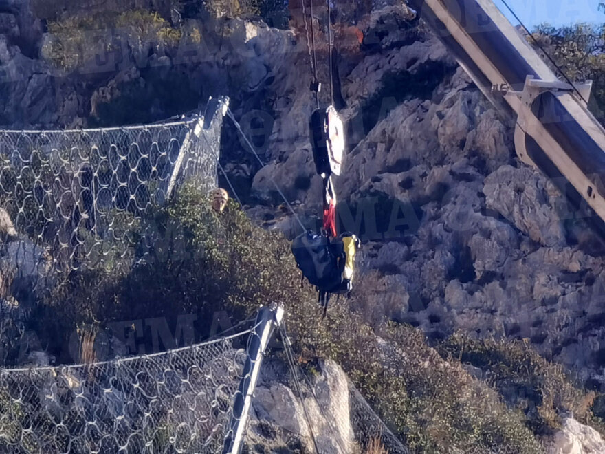 Αθηνών - Κορίνθου : Αλπινιστές «σκανάρουν» το σημείο της κατολίσθησης στην Κακιά Σκάλα