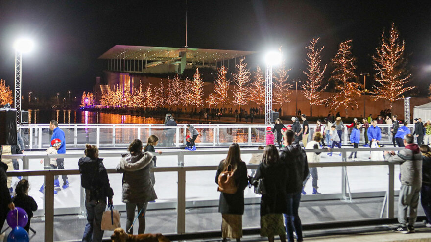 Ίδρυμα Σταύρος Νιάρχος: Εντυπωσιακή η χριστουγεννιάτικη φωταγώγησή του 