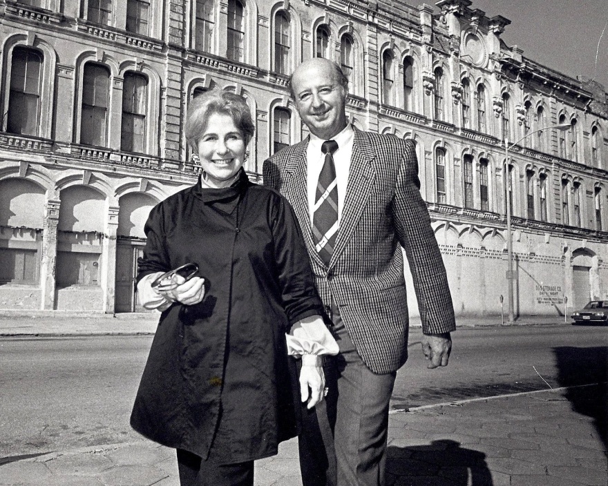 Τζορτζ Μίτσελ: Αφιέρωμα της FAZ στον Έλληνα μεγιστάνα που ίδρυσε μία «πράσινη» πόλη στο Τέξας