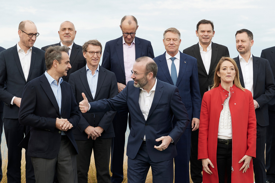 Ο Μητσοτάκης στο πρόγευμα εργασίας των ηγετών του ΕΛΚ