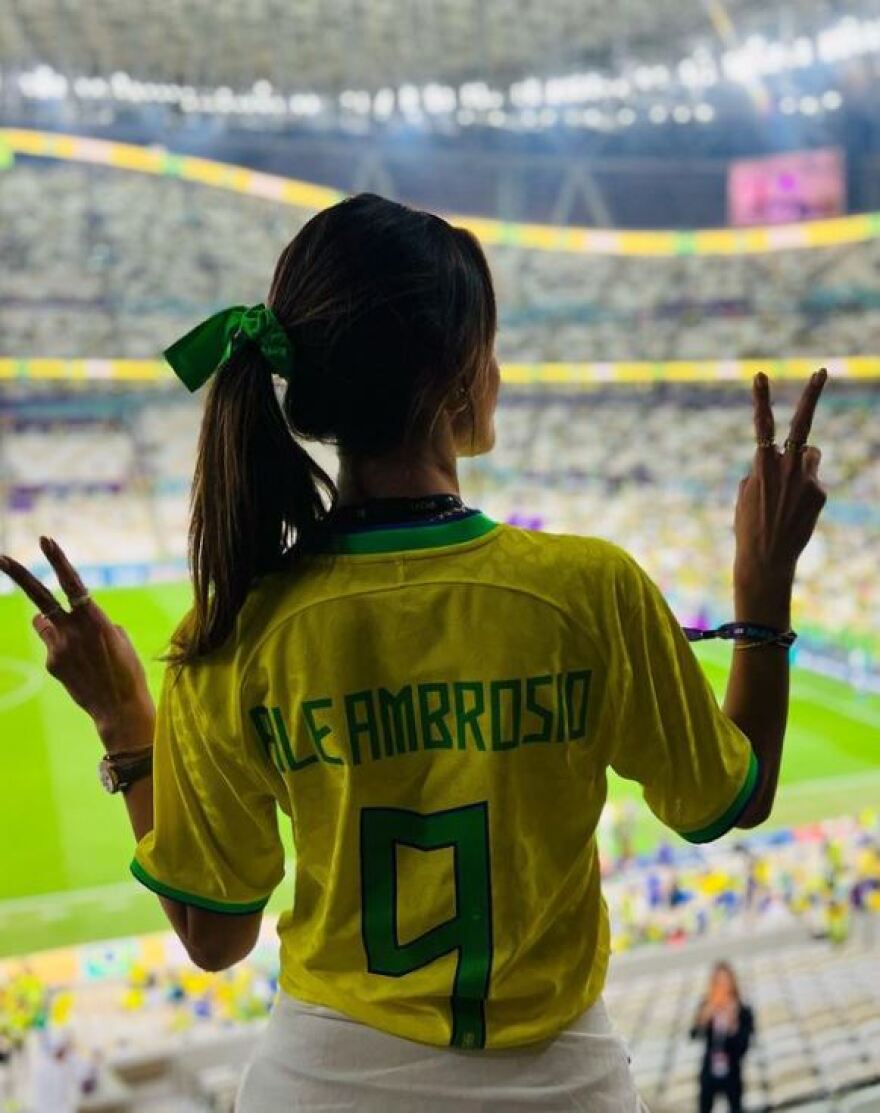 Μουντιάλ 2022: Στο Κατάρ με τη φανέλα με το Νο9 της Βραζιλίας η Αμπρόσιο