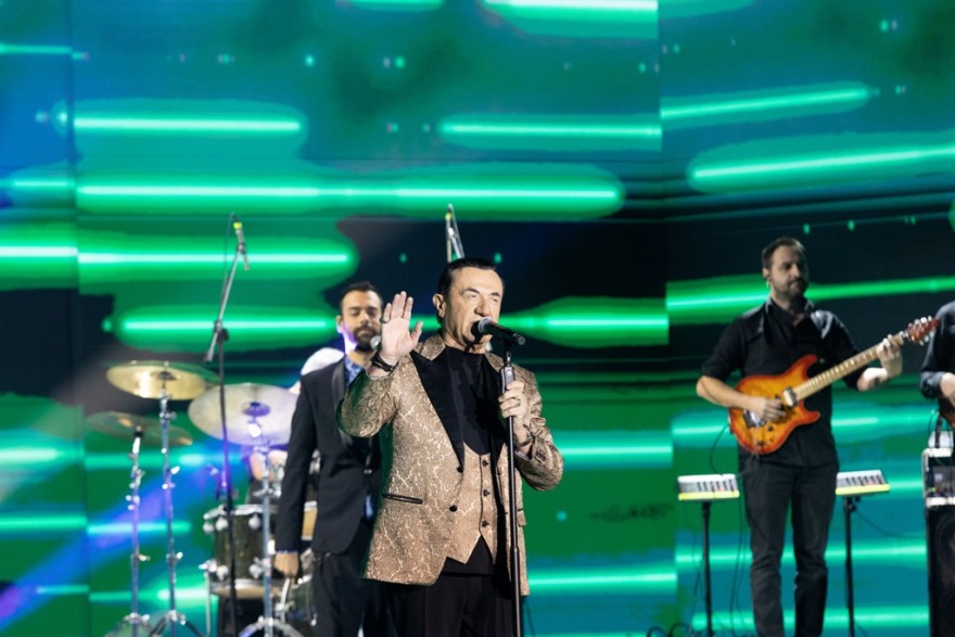 J2US: Πρώτο μουσικό σόου για ένα ακόμα Σαββατόβραδο