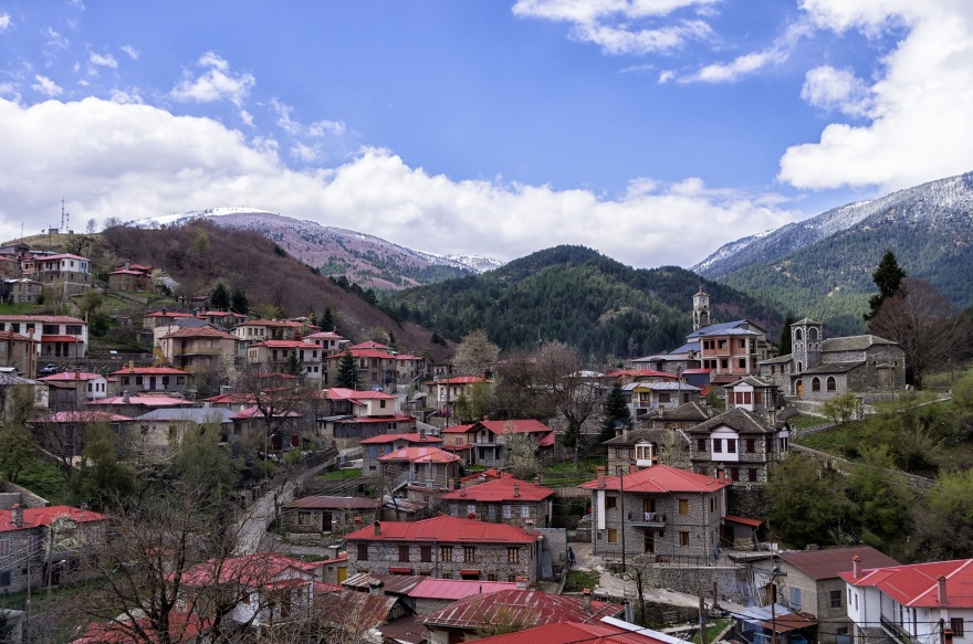 Υψηλές πληρότητες για τα ξενοδοχεία το εορταστικό 15ήμερο - Ποιοι είναι οι «top» προορισμοί για Χριστούγεννα-Πρωτοχρονιά