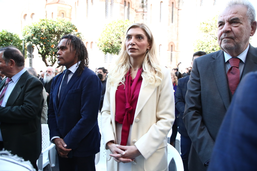 Εγκαινιάστηκε το «Μαρινάκειον Μέλαθρον», το νέο σπίτι της Ιεράς Μητρόπολης Πειραιώς - Δείτε βίντεο και φωτογραφίες