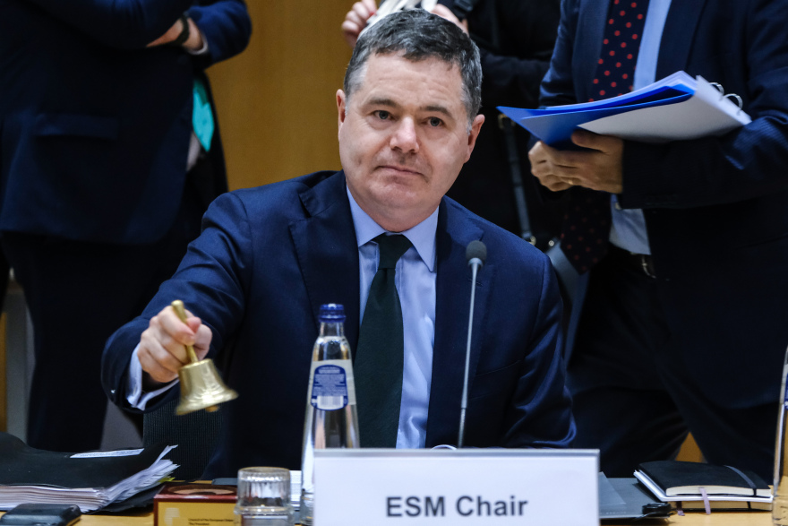 Eurogroup: «Λευκός καπνός» για ελάφρυνση του δημόσιου χρέους της Ελλάδας