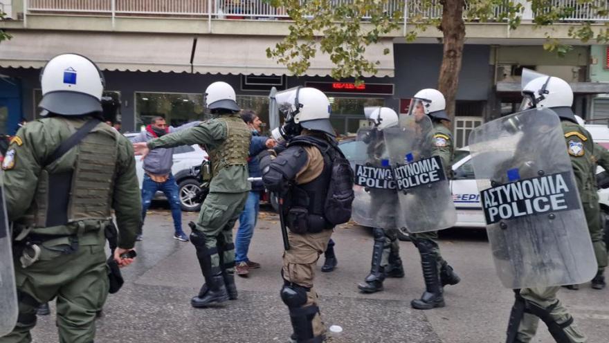 Θεσσαλονίκη: Επεισόδια από Ρομά έξω από το Ιπποκράτειο για τον 16χρονο