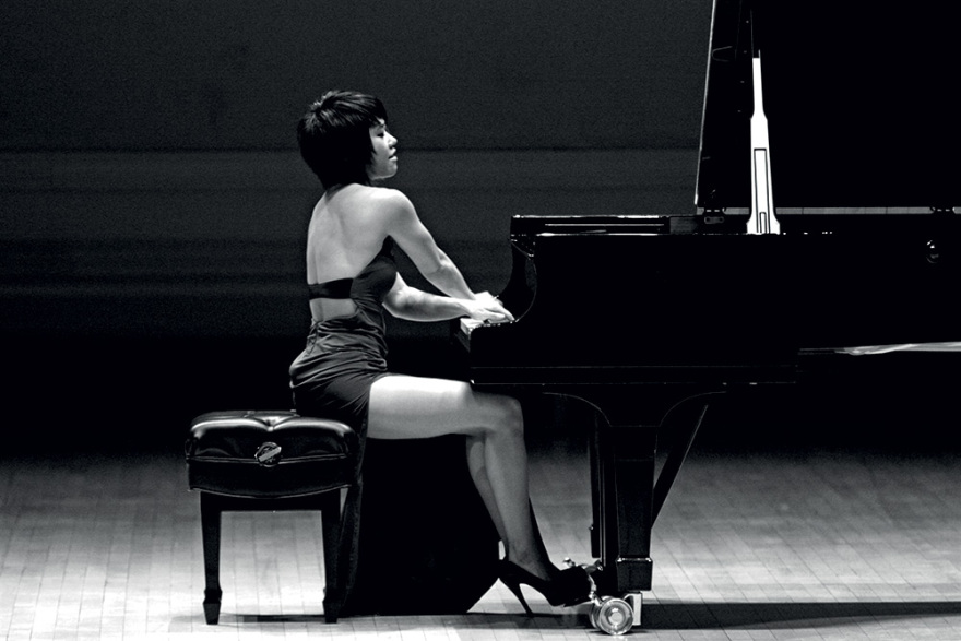 Yuja Wang: Η πιανίστρια-μύθος στην Αθήνα