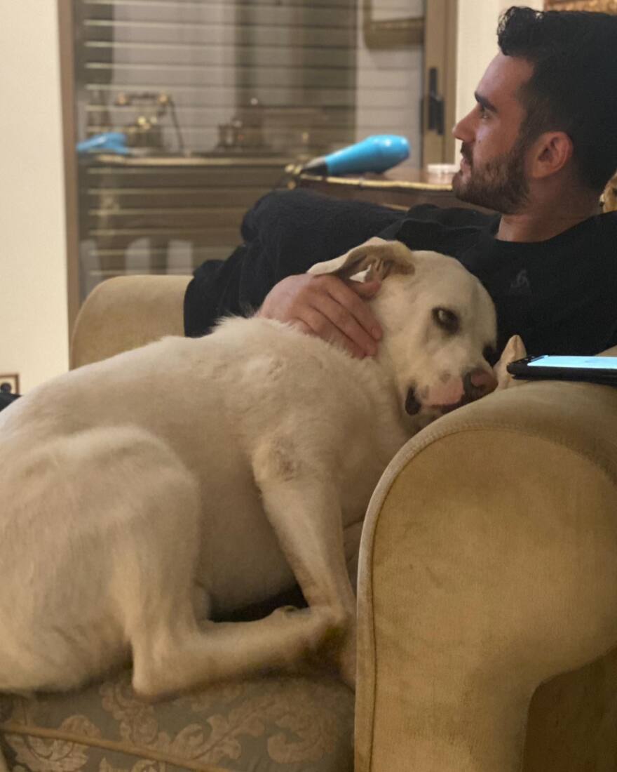 Δήμητρα Κατσαφάδου για Νικόλα Μαλακοδήμο: «Ο αδερφός μου είναι αυτός που με σήκωσε από τον καναπέ της κατάθλιψης»