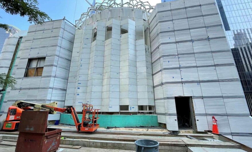 Άνοιξε ο ναός του Αγίου Νικολάου στο Ground Zero - Οι φωτογραφίες που ανέβασε ο Καλατράβα