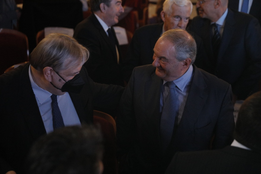 Μήνυμα ενότητας στην καρδιά της προεκλογικής περιόδου η εκδήλωση Σαμαρά