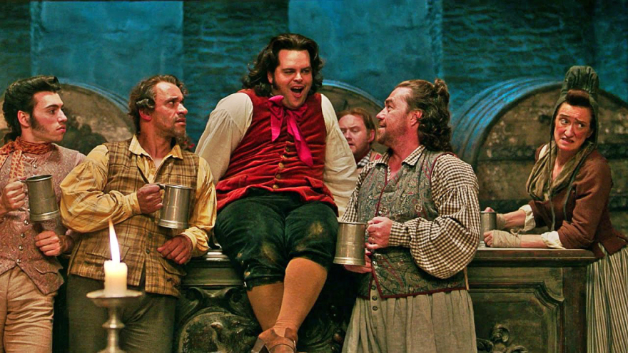 Disney: Πώς προετοίμασε το κοινό για τον πρώτο γκέι πρωταγωνιστή της