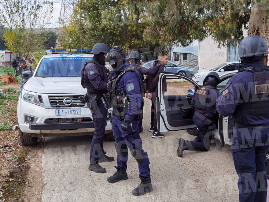 Παράλληλες επιχειρήσεις της ΕΛ.ΑΣ. σε καταυλισμούς Ρομά - Πέντε προσαγωγές στα Νεόκτιστα