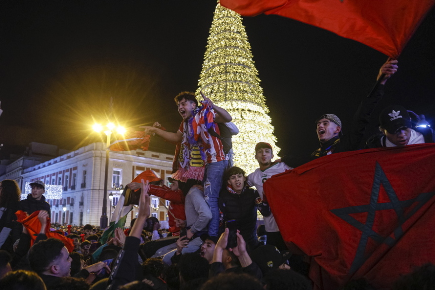Μουντιάλ 2022: Όλη η Αφρική κι ο αραβικός κόσμος πανηγυρίζει για το Μαρόκο