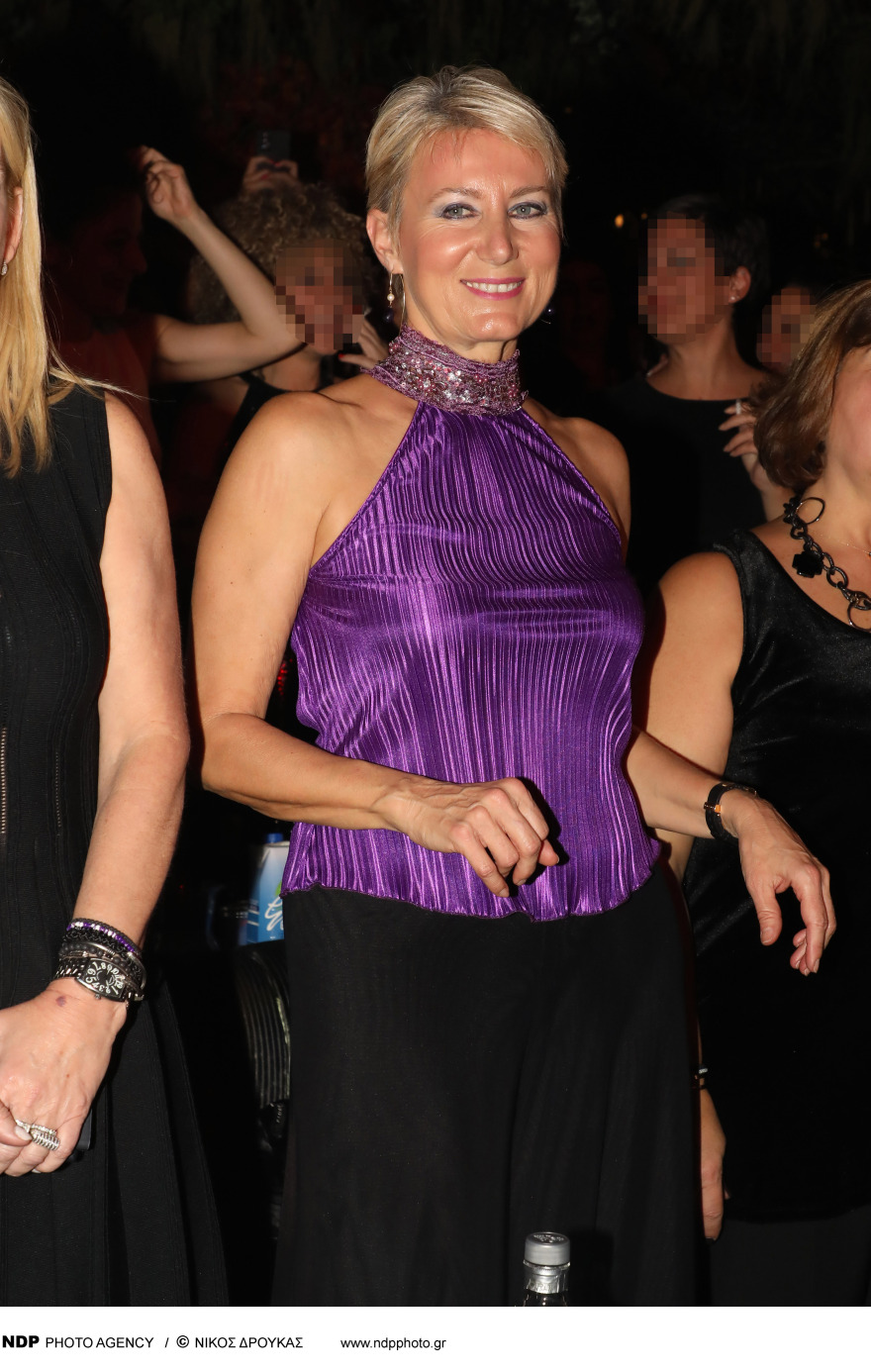 Νατάσα Παζαΐτη: Διασκέδασε σε γνωστό νυχτερινό κέντρο