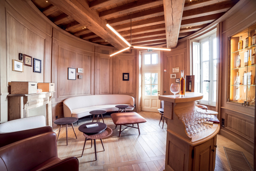 Ντομινίκ Κρεν: Η chef με τα 3 αστέρια Michelin μας κάνει το τραπέζι