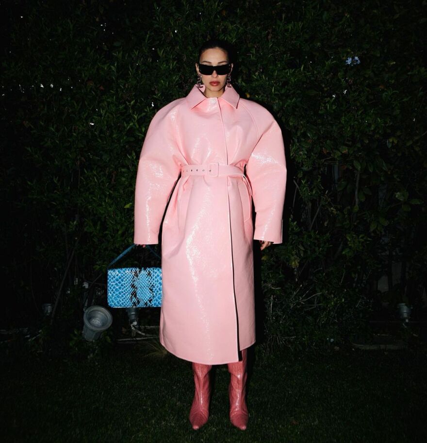 Ελένη Φουρέιρα: Ντύθηκε... ροζ αστυνόμος Σαΐνης - Δείτε φωτογραφίες