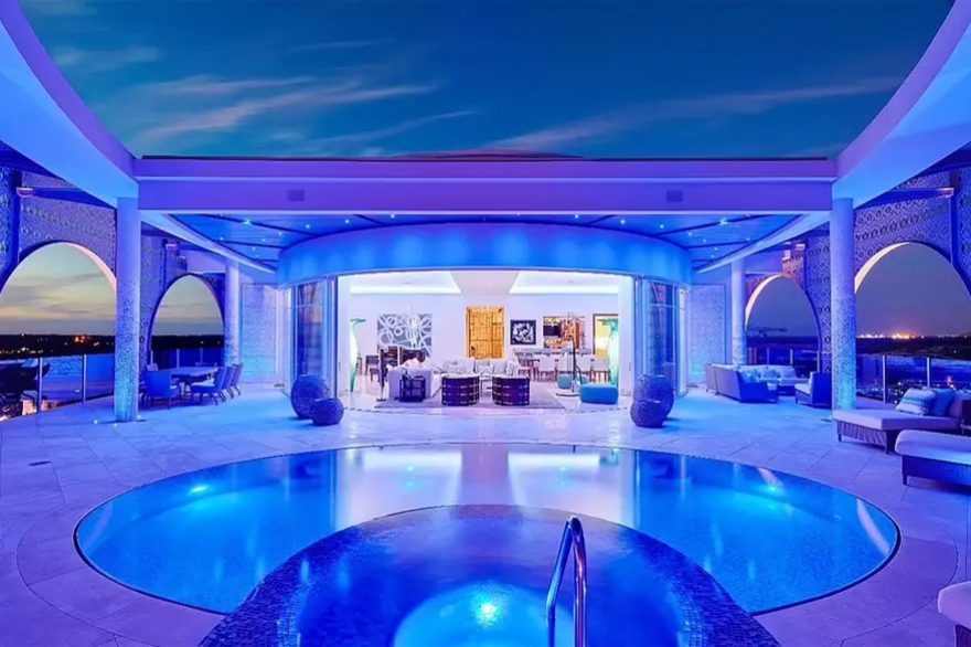 Σαμ Μπάνκμαν Φριντ: Συνελήφθη στις Μπαχάμες ο έκπτωτος «βασιλιάς των κρυπτονομισμάτων»