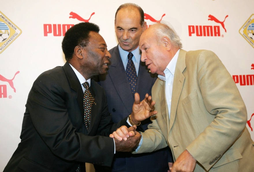 Σίγησε για πάντα η θρυλική φωνή του Γιάννη Διακογιάννη