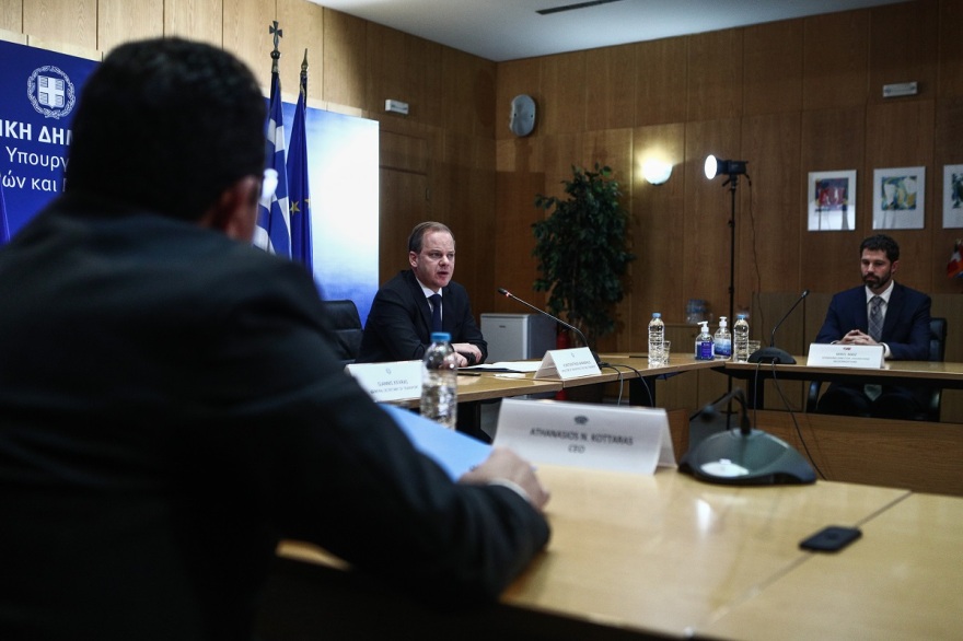 Καραμανλής: Αναβαθμίζουμε 14 συρμούς του Ηλεκτρικού και παρεμβαίνουμε στους σταθμούς