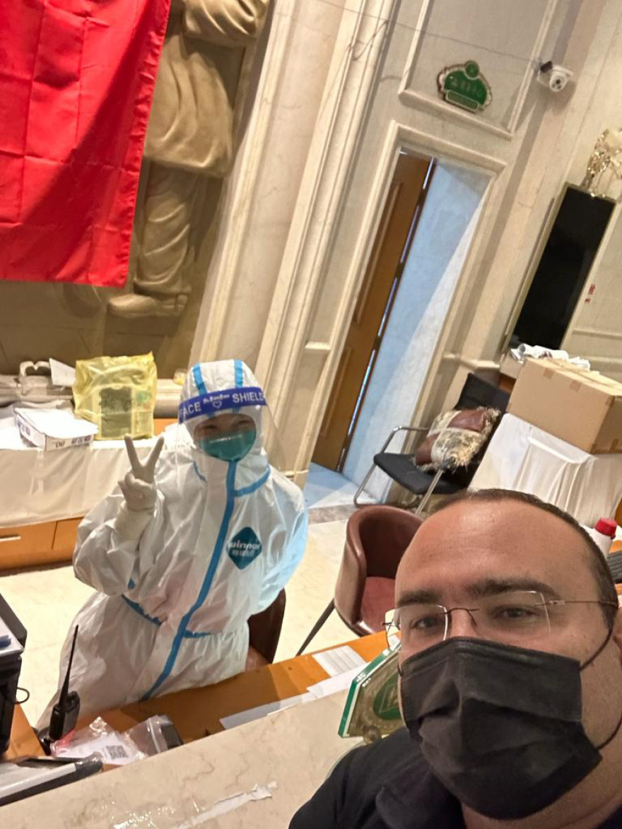 Κορωνοϊός - Κίνα: Τι αποκαλύπτει ο Έλληνας που «αποκλείστηκε» στην καραντίνα της Σανγκάης