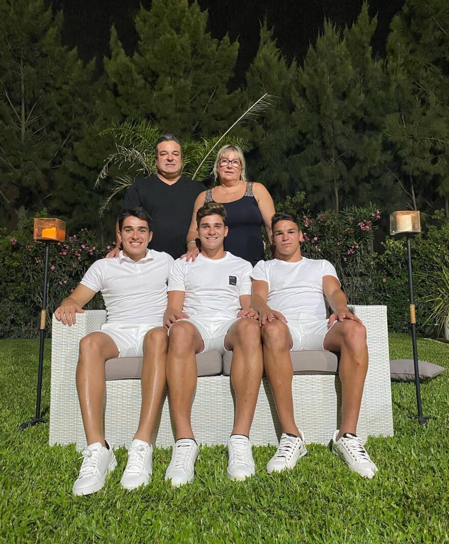 Χουλιάν Άλβαρες: Δίπλα στον Μέσι, στη σκιά του Χάαλαντ