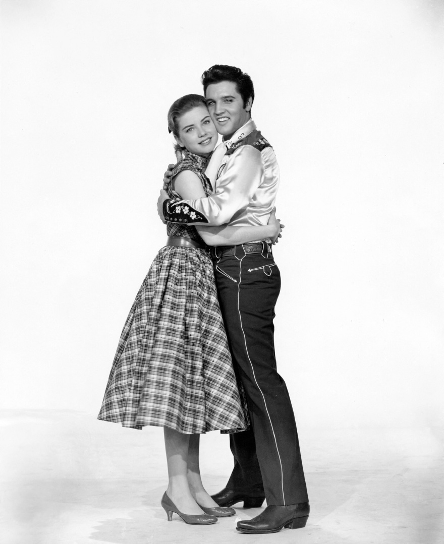 Ντολόρες Χαρτ: H λαμπερή πρωταγωνίστρια που παράτησε το Χόλιγουντ για να γίνει καλόγρια