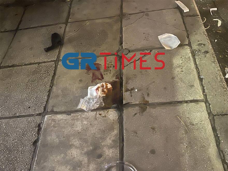 Άγριος καυγάς με τραυματία μέσα σε λεωφορείο στη Θεσσαλονίκη - Δείτε βίντεο και φωτογραφίες