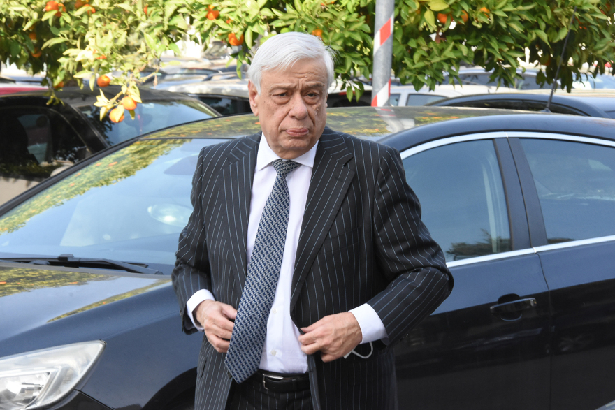 Γιάννης Διακογιάννης: Πλήθος κόσμου στην κηδεία του - «Η φωνή σου θα μείνει ζωντανή»